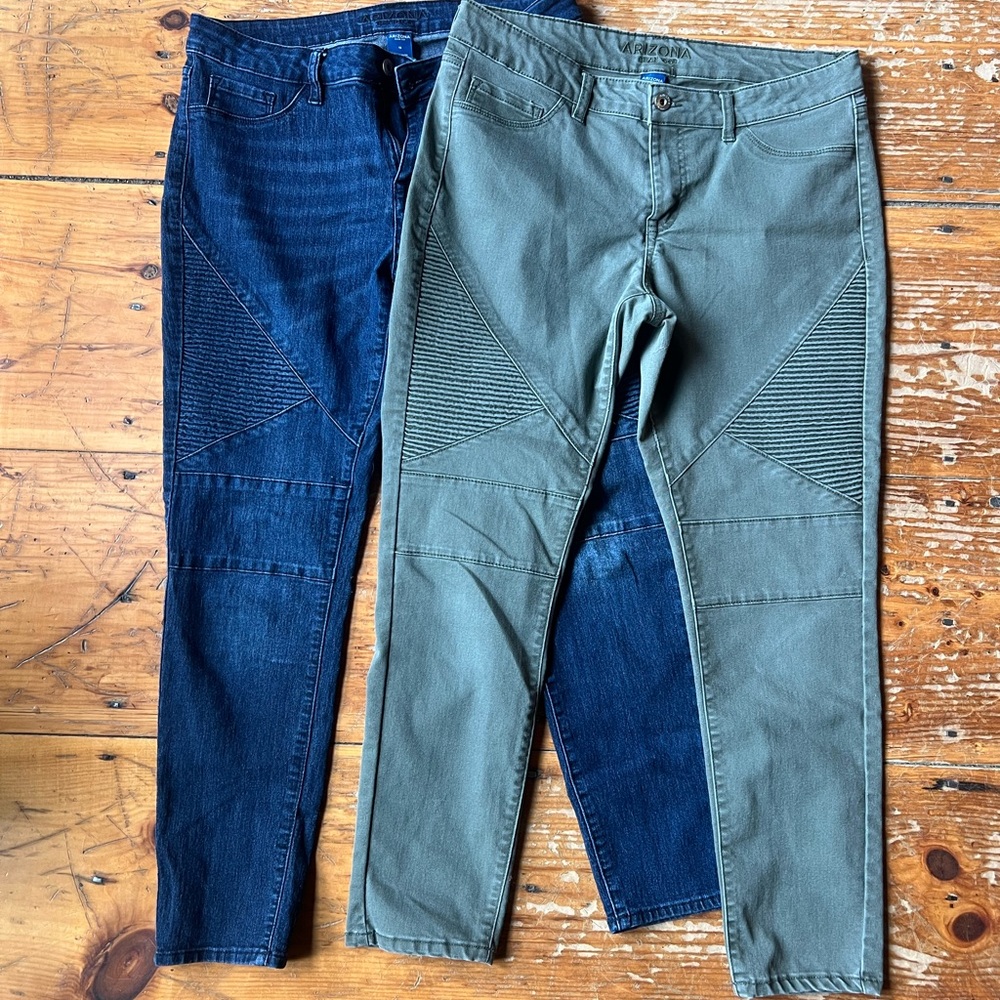Stylish Women's Jeans in Blue and Green